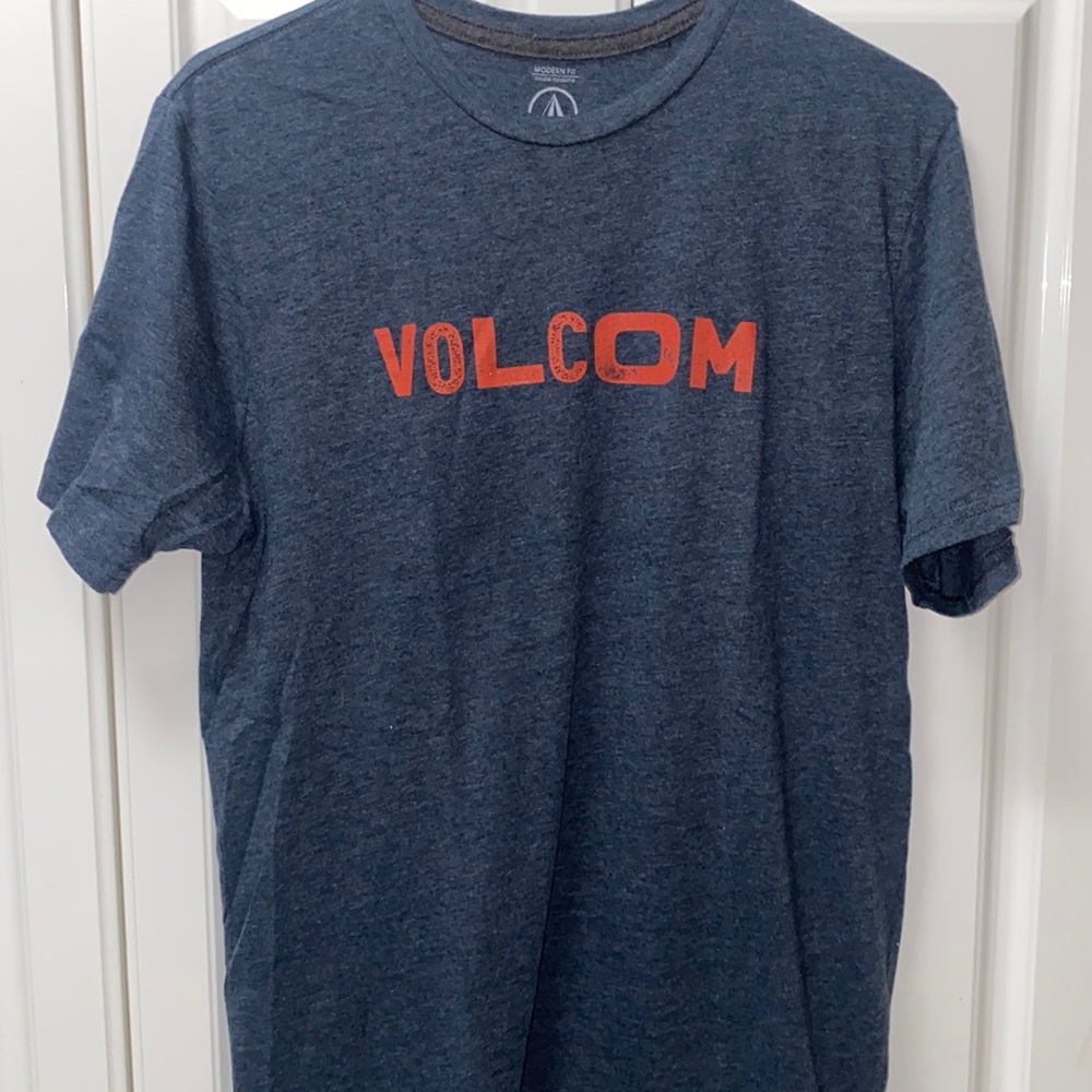 Volcom t-shirt